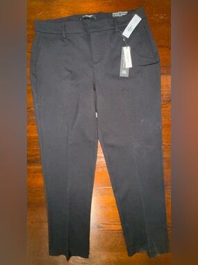 New! Liverpool Women’s Designer Straight Leg Dress Pants — Size 16W Inseam 28”